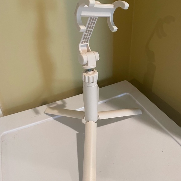 Target Heyday tripod and phone mount - Picture 5 of 6